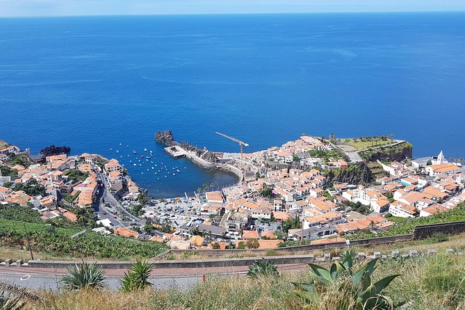 Private Tour Halfday South Madeira - Starting at Pico da Torre and Camara de Lobos Promenade