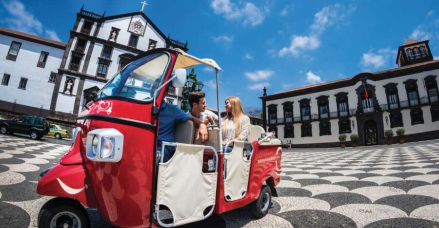 Private Tour:Historical Old Town 1-Hour Tour by Tuk Tuk - Price and value: what $35 buys you in Funchal