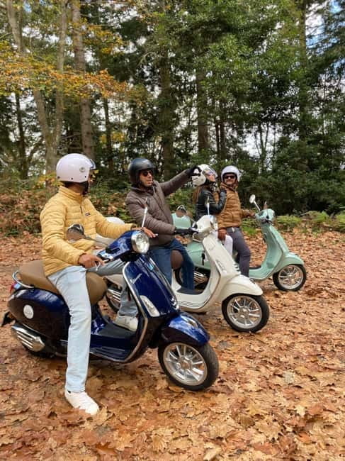 Private Vespa Tour Nun´s Valley,Câmara Lobos,CaboGirão(4hrs) - Eira do Serrado at about 1,094 meters, where the mountains frame Nun’s Valley
