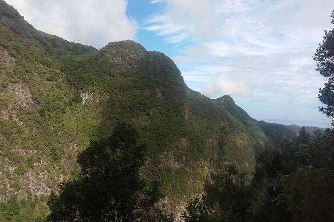 Queimadas-Caldeirão Verde - Stop 1 at Green Cauldron (Caldeirão Verde): the moment that makes the hike worth it