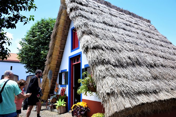 Santana / Typical Houses Tour - Stop 5: Santana’s Typical Triangular Houses Plus Lunch Time