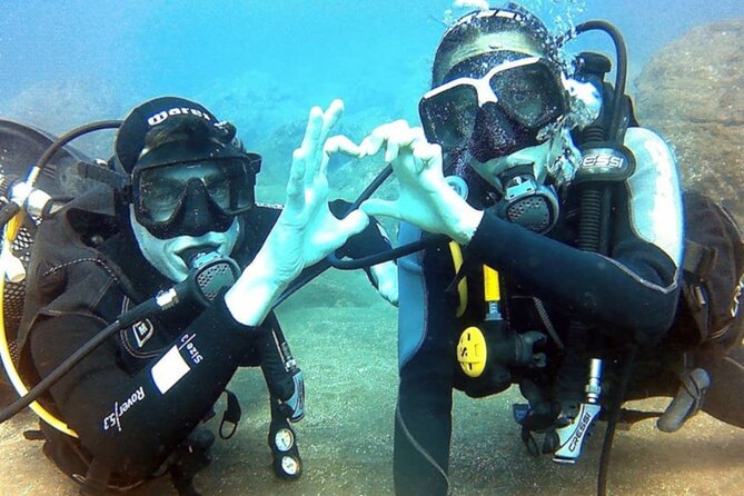 Scuba Diving Experience in Madeira - Stop 1 at the Azul center: theory that helps you control your breathing