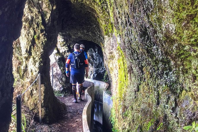 Sea 2 Mountain Running Tour (Moderate-Hard) - How Dino and Dinarte keep the run fun, not just hard