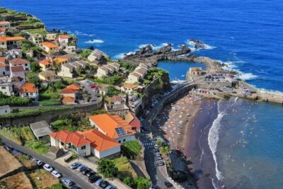 Shore Excursion – Northwest Terraces and Volcanic Pools 4×4 tour