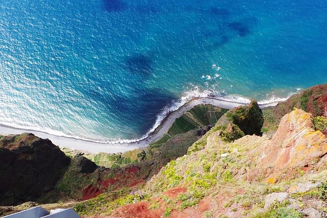 Skywalk, Amazing Views & Wine Tasting in Open Roof 4x4 Adventure - Stop 3: Boca da Corrida Viewpoint and the Off-Road Run-Up