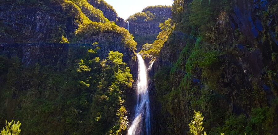 Small Group Walks Rabaçal 25 Fontes - What to bring and how to plan your day around the wet levada trail