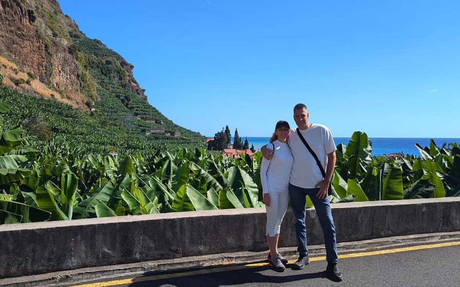 Southwest Madeira: Half-Day Cabriolet Jeep Adventure - Ponta do Sol: Town Squares, Photo Stops, and a Café Break