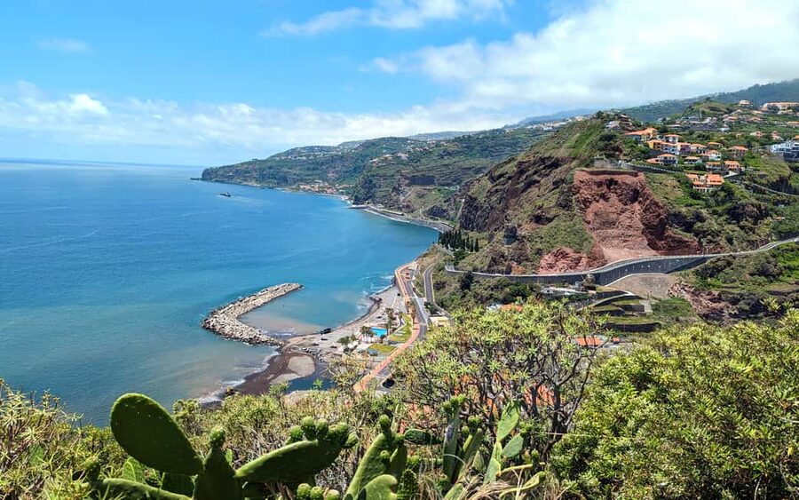 Southwest Madeira: Half-Day Cabriolet Jeep Adventure - Getting Picked Up in Funchal, Caniço, or Câmara de Lobos