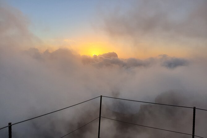 Sunrise in Areeiro Peak - Why Pico do Areeiro sunrise hits different from Madeira’s usual viewpoints