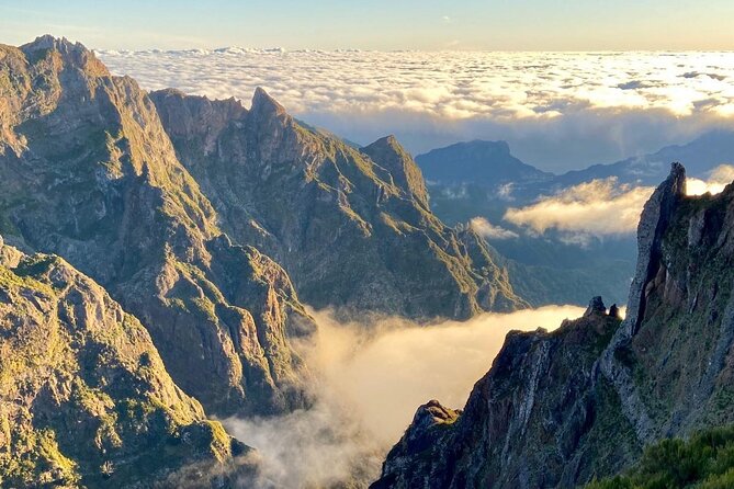 Sunrise Transfer To Pico Do Arieiro, Hike To Pico Ruivo & Return From Teixeira - The ridge hike toward Pico Ruivo: tunnel-walks and the stairs to heaven