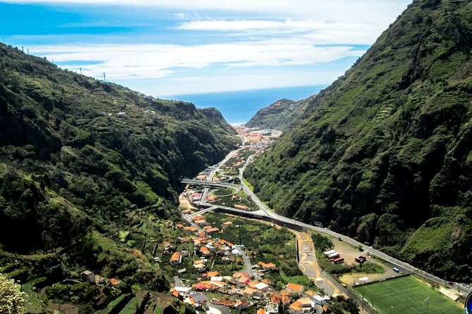 The ultimate tour (2 days) - Guides, driving, and the small-group advantage