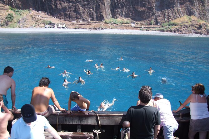 Time Travel on Columbus Replica Flag Ship in Madeira - South coast timing: how the 3 hours actually play out