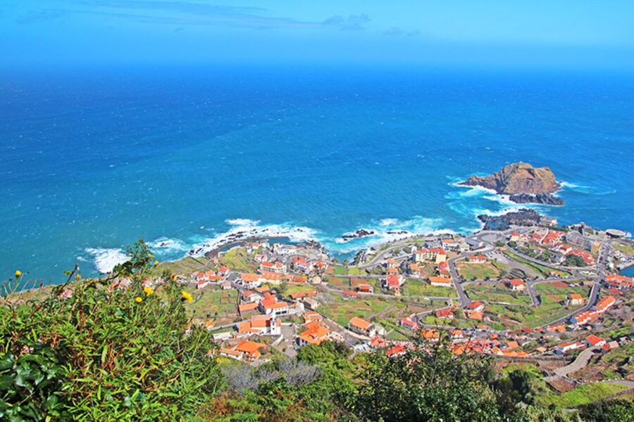 West tour - Porto Moniz VIP 4X4 Wrangler Tour 8h trip - From Caniço in a Wrangler, the day starts fast
